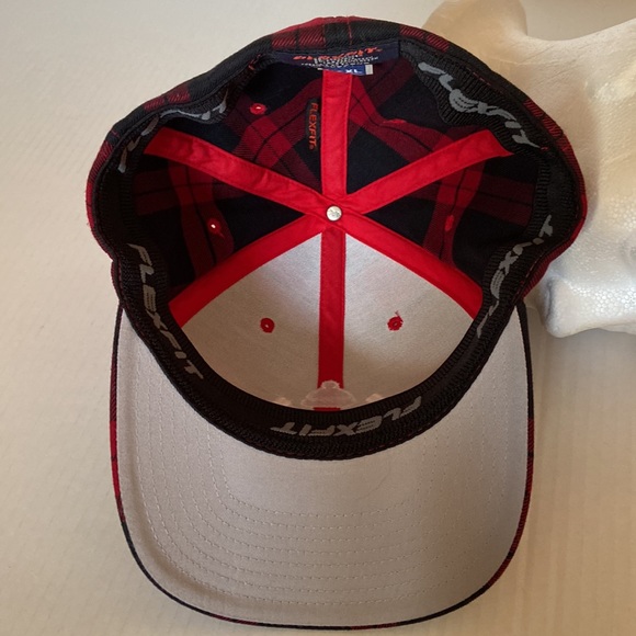 Flexfit Fullback Plaid Cap - Picture 4 of 5